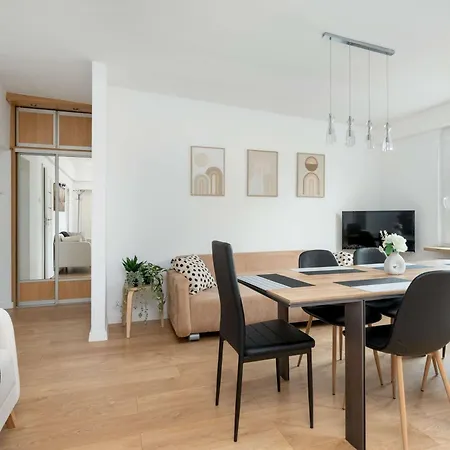 Lägenhet Scandinavian Style In Near Centre By Renters *